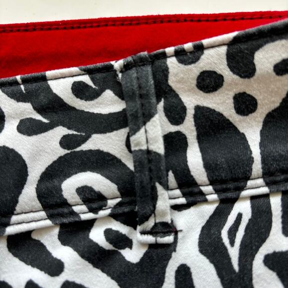 Isaac Mizrahi Shorts Sz 16 Black White Pattern Cotton Chinos New York Dressy - Picture 7 of 12